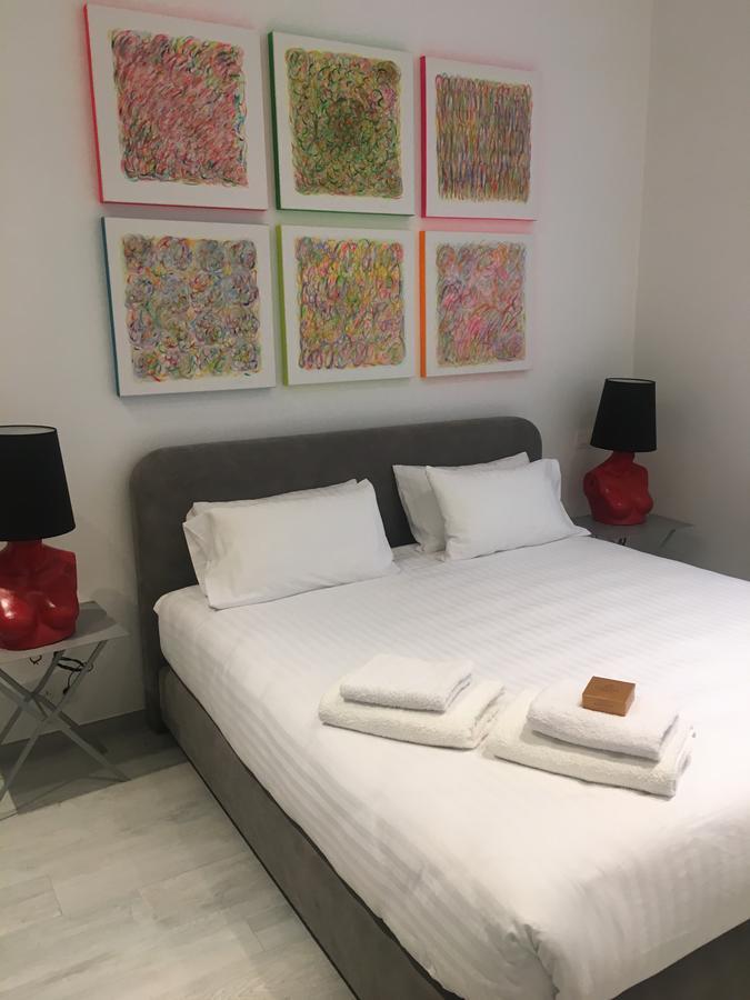 Aparthotel Les Lofts De Styliste Saint-Gilles Exteriér fotografie