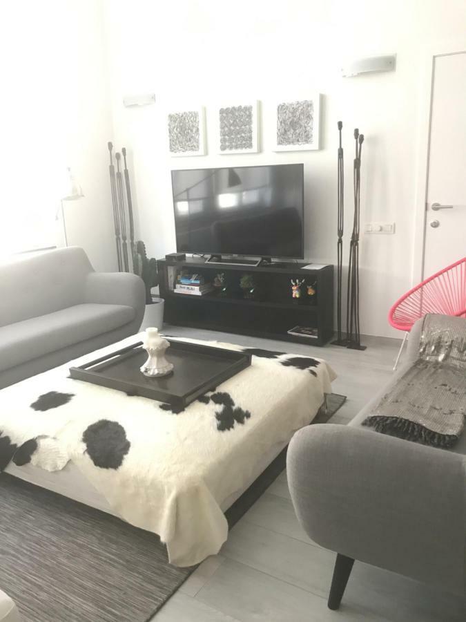 Aparthotel Les Lofts De Styliste Saint-Gilles Exteriér fotografie