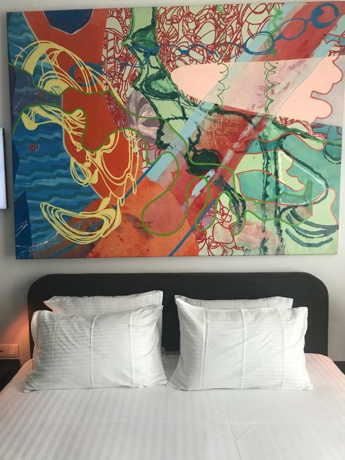 Aparthotel Les Lofts De Styliste Saint-Gilles Exteriér fotografie
