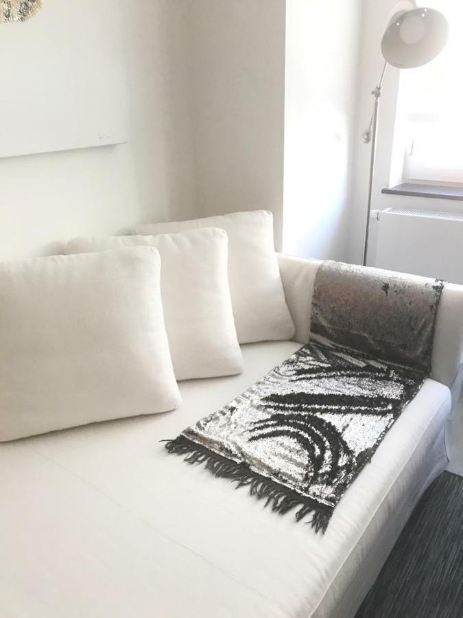 Aparthotel Les Lofts De Styliste Saint-Gilles Exteriér fotografie